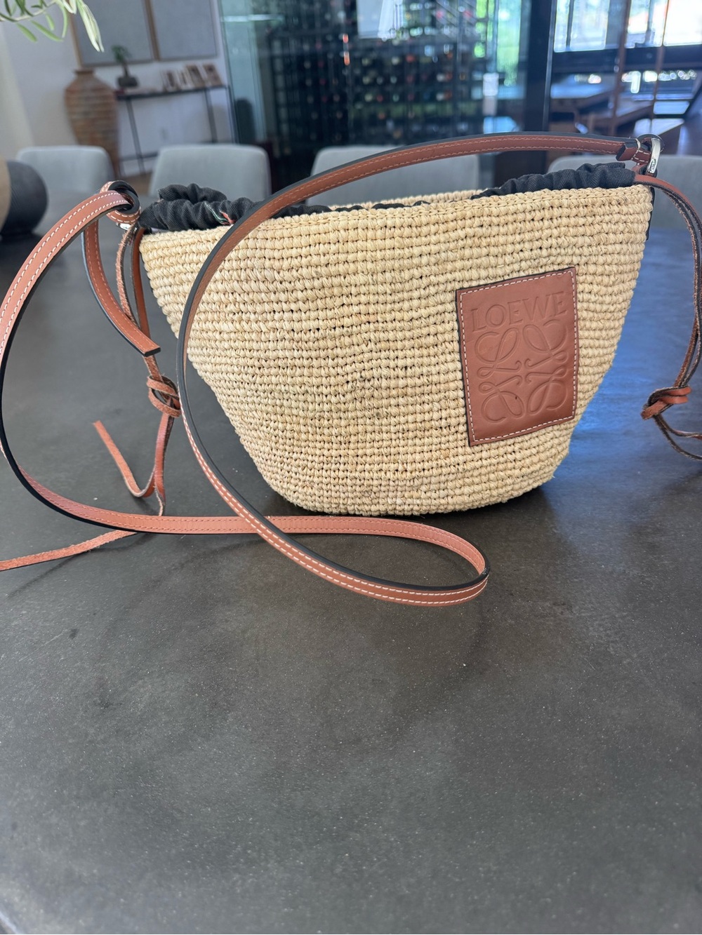 Loewe raffia Pochette crossbody. - Picture 10 of 12